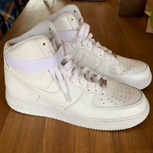 Nike Men’s Airforce 1 High ‘07 - Size 12. Like new condition.